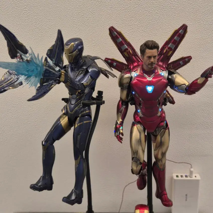 [BUNJANG] Hot Toys Rescue Tone Down Figure / 핫토이 레스큐 톤다운