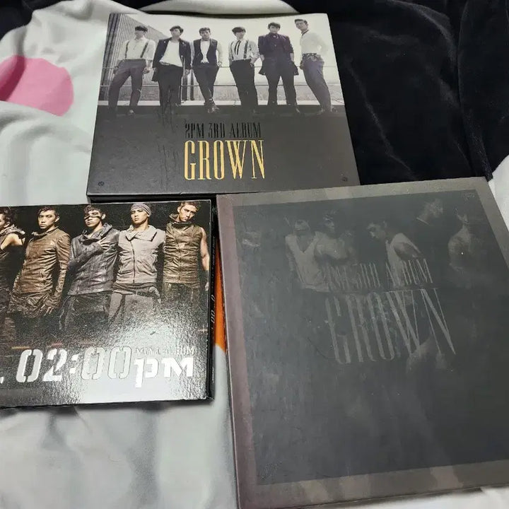 [BUNJANG] 2PM STILL 02:00PM Mini Album &amp; GROWN 3rd Album Bundle Set / 2PM STILL 02:00PM 미니앨범 + GROWN 3집 앨범  일괄