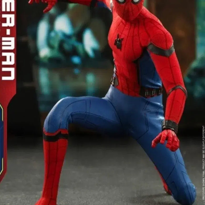 [BUNJANG] Hot Toys Spider-Man Far From Home MMS535 1/6 Scale Figure (Sealed) / 핫토이 스파이더맨 파 프롬 홈 mms535 1/6 피규어 미개봉