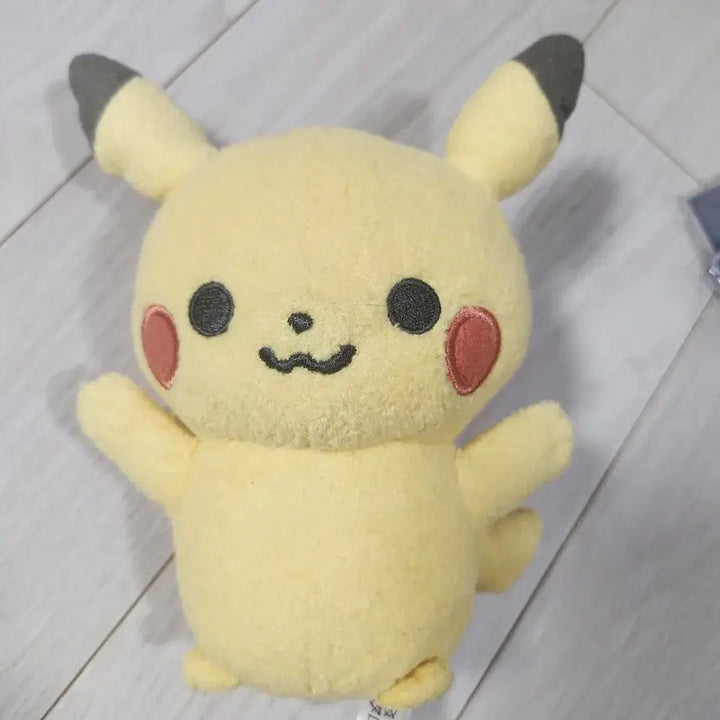 [BUNJANG] Academy Science MonPoke Pikachu Plush / 아카데미과학 몬포케 피카츄 인형 누이 포켓몬스터 포켓몬