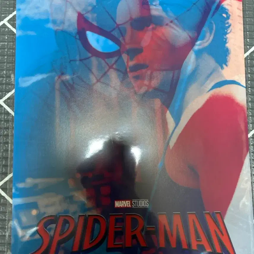 [BUNJANG] Spider-Man ScreenX PET Poster Set (2 Types) / 스파이더맨 3종 A3포스터 + 핀뱃지