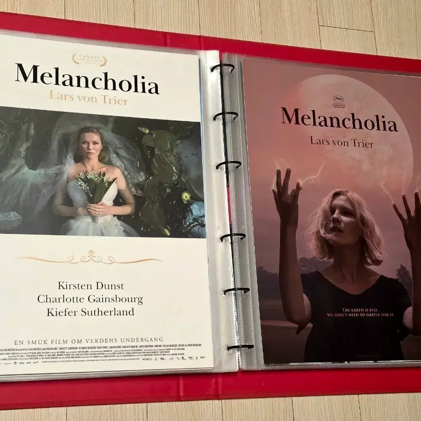 [BUNJANG] Melancholia A3 Artgraphy Poster Set (2 Types) / [전용박스포장]영화 멜랑콜리아 아트그라피 2종 1세트 메가박스 아트그라피 포스터(A3)