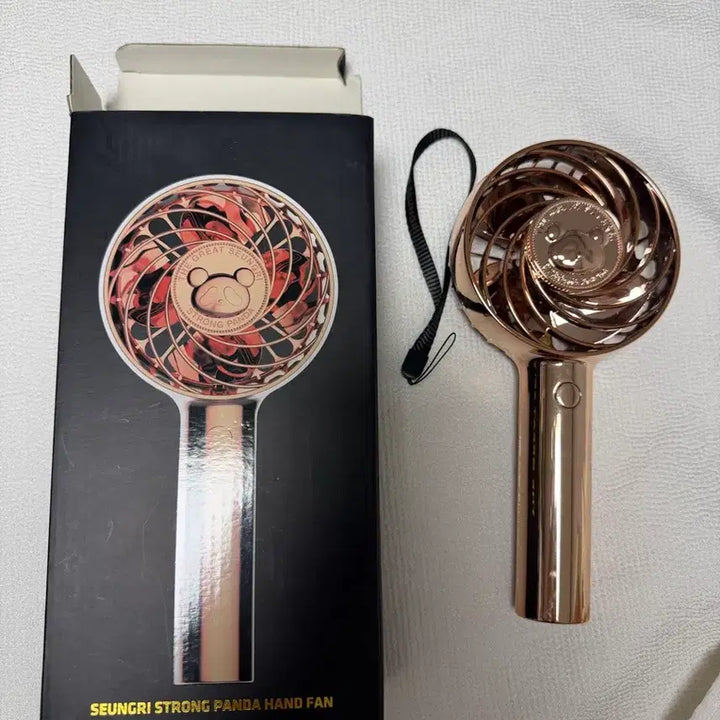 [BUNJANG] BIGBANG Seungri Strong Panda Handy Fan Rose Gold / 빅뱅 승리 스트롱 판다 핸디 선풍기 손풍기 로즈골드
