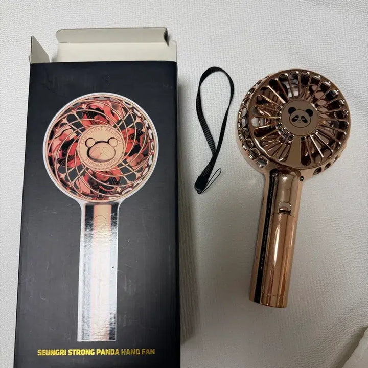 [BUNJANG] BIGBANG Seungri Strong Panda Handy Fan Rose Gold / 빅뱅 승리 스트롱 판다 핸디 선풍기 손풍기 로즈골드