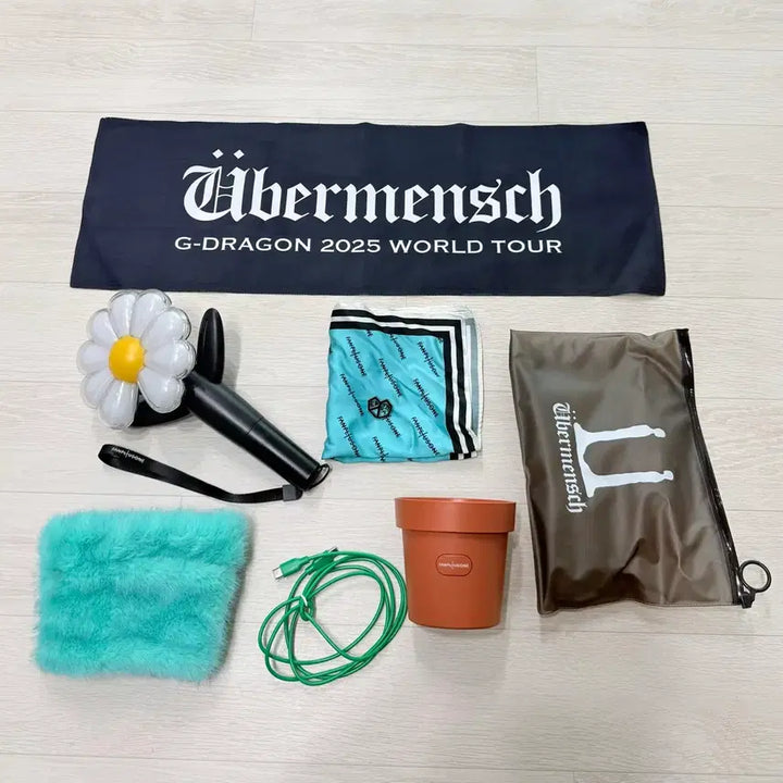 [BUNJANG] G-Dragon Concert Goods Bundle Set / 지드래곤 콘서트 굿즈 일괄 판매