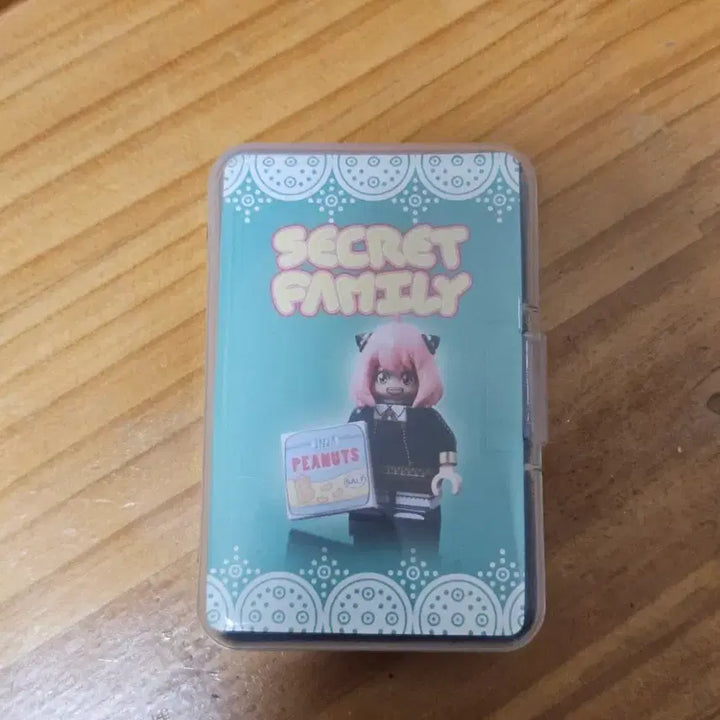 [BUNJANG] Spy x Family Anya Custom Lego Minifigure / 스파이패밀리 아냐 레고 커스텀 미니 피규어 팝니다