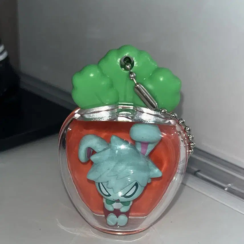 [BUNJANG] A Stage Alien Stage Carrot Figure Keychain / 에이스테 에일리언 스테이지 틸 당근 피규어 키링