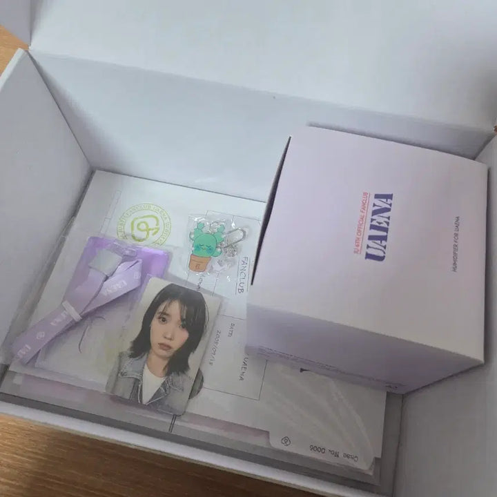 [BUNJANG] IU UENA 6th Fanclub Kit Unsealed / 유애나 6기 팬클럽 키트 팝니다