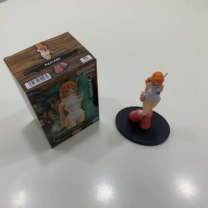 [BUNJANG] One Piece Egghead Nami Figure (Unsealed) / [개봉] 원피스 에그헤드 나미 피규어