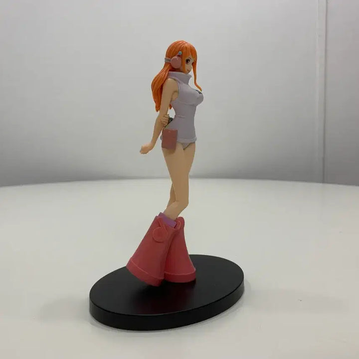 [BUNJANG] One Piece Egghead Nami Figure (Unsealed) / [개봉] 원피스 에그헤드 나미 피규어