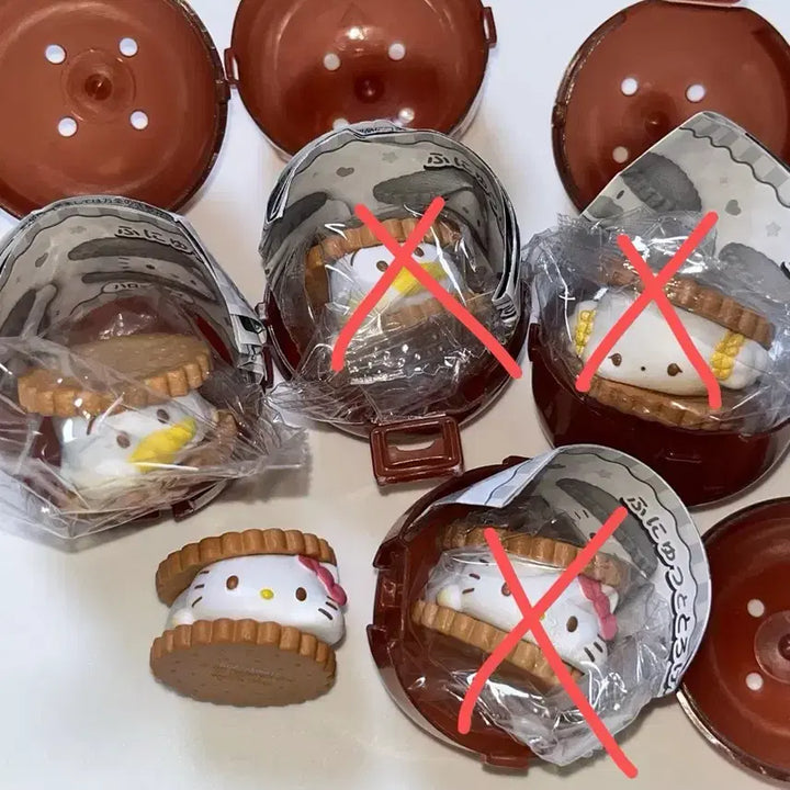 [BUNJANG] Sanrio Sand Cookie Gacha Figure / 산리오 샌드쿠키 가챠 피규어 페클