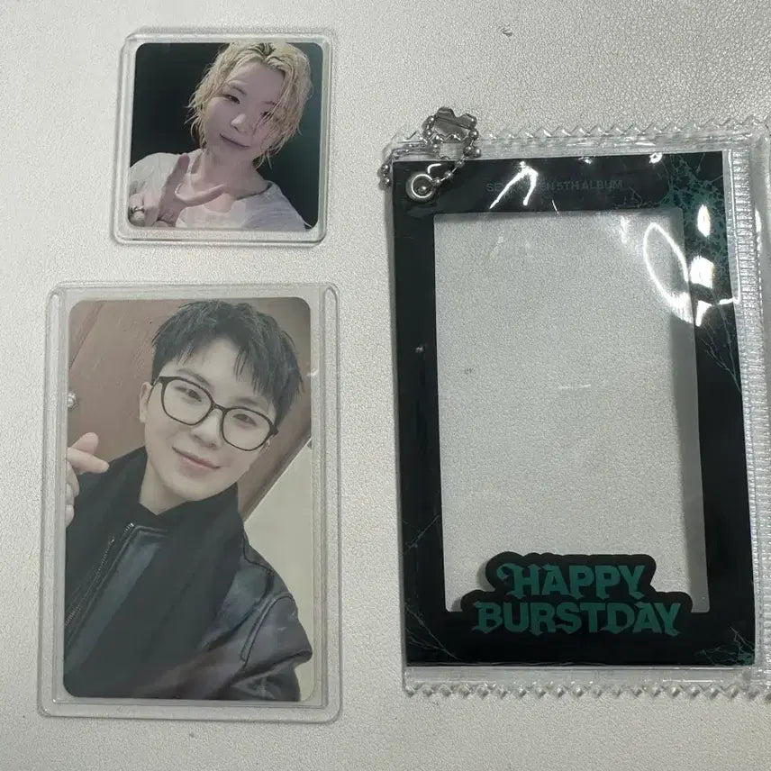[BUNJANG] SEVENTEEN Woozi Photocard &amp; Binder Set / 세븐틴 우지 포카 + 바인더 양도