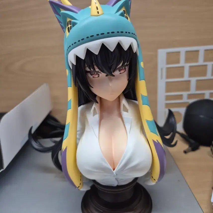 [BUNJANG] Lazy Kaiju Princess Kao Figure / 게으른 괴수공주 카오