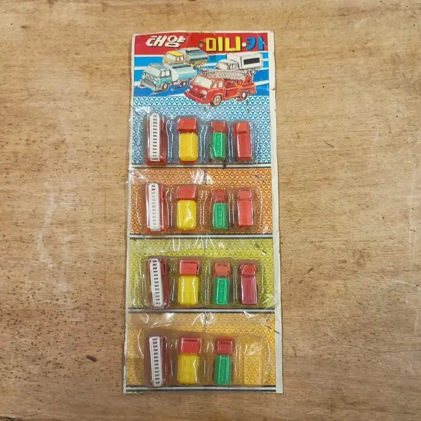 [BUNJANG] DaeYang Trading Vintage Mini Car (Kkomakoma Mini Car) Set / 1970~1980년대 국내 문방구 등에서 흔히 볼 수 있었던 대양무역의 빈티지 미니카(꼬꼬마 미니카) 세트