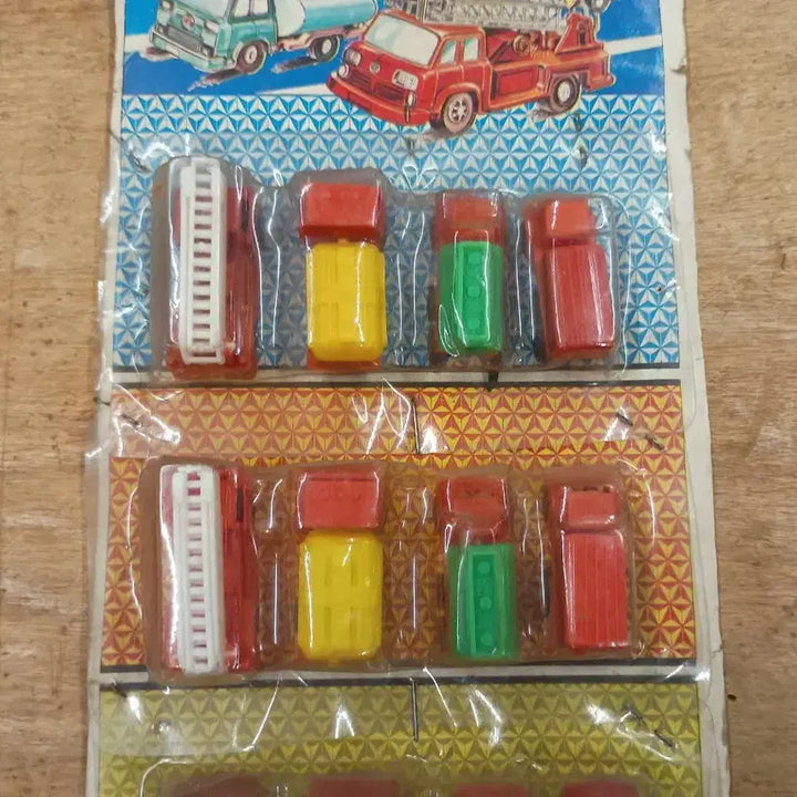 [BUNJANG] DaeYang Trading Vintage Mini Car (Kkomakoma Mini Car) Set / 1970~1980년대 국내 문방구 등에서 흔히 볼 수 있었던 대양무역의 빈티지 미니카(꼬꼬마 미니카) 세트