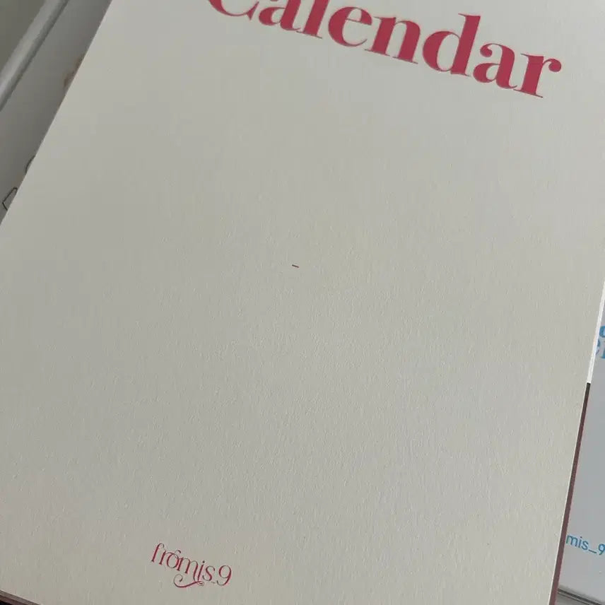 [BUNJANG] fromis_9 2024 Calendar / 프로미스나인 2024 캘린더