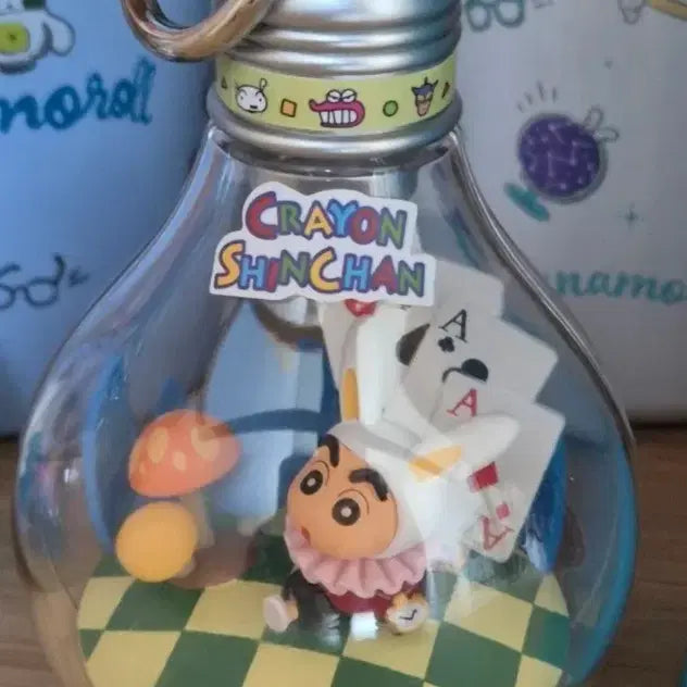 [BUNJANG] Crayon Shin-chan Alice Themed Light-Up Figure / [미개봉 새상품] 크레용신짱 전구 무드등 피규어 앨리스 짱구