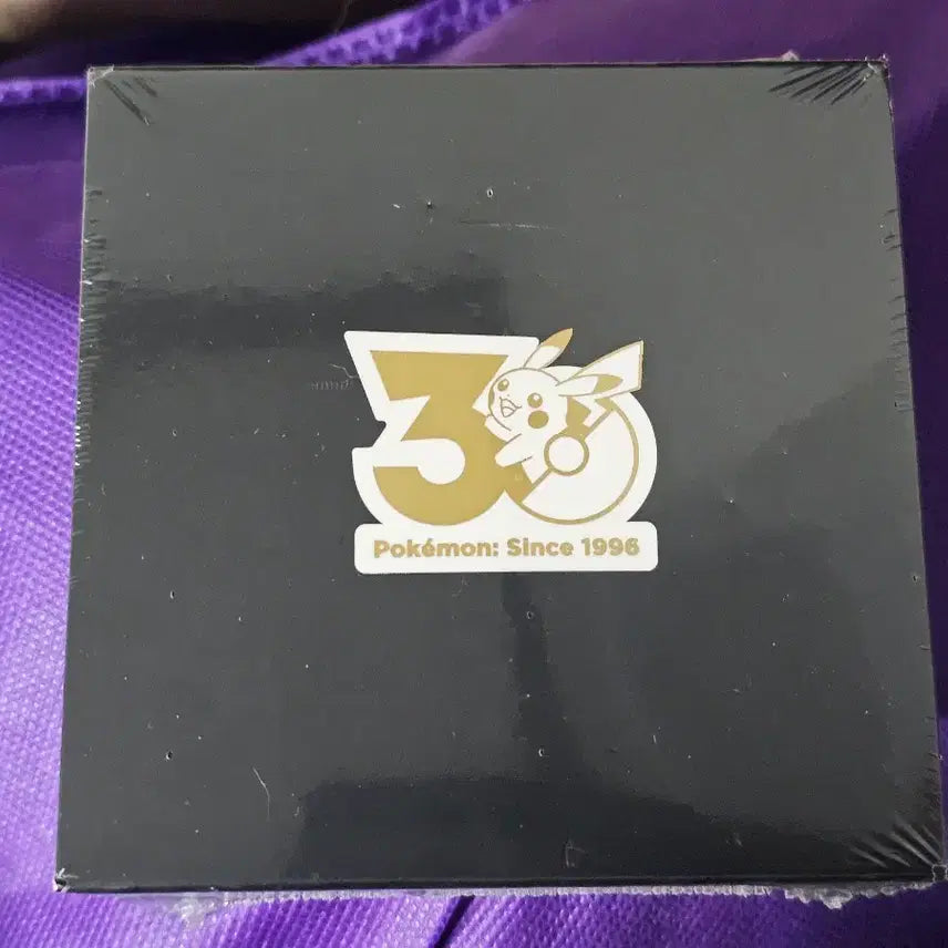 [BUNJANG] Pokemon 30th Anniversary 1st Gen Badge Bundle Set (Sealed) / 미개봉 2개 일괄) 포켓몬스터 30주년 뱃지 3월 1세대
