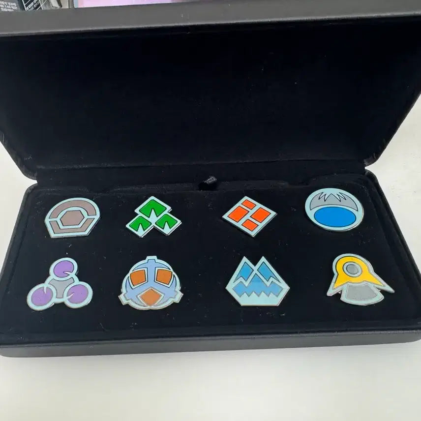 [BUNJANG] Pokemon Orchestra Land of Myths Badge Set / 포켓몬스터 오케스트라 신화의 땅에서 뱃지 세트