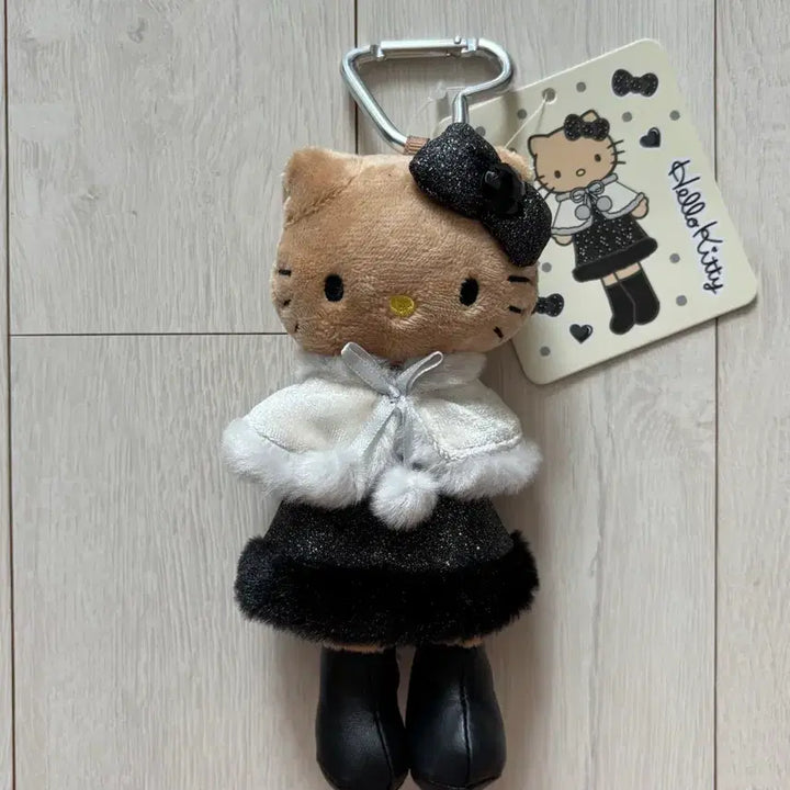 [BUNJANG] Sanrio Hello Kitty Long Legs Style-Up Keyring Plush / 일본 정품 롱다리 스타일업 헬로키티 키링