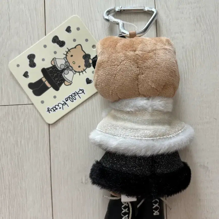 [BUNJANG] Sanrio Hello Kitty Long Legs Style-Up Keyring Plush / 일본 정품 롱다리 스타일업 헬로키티 키링