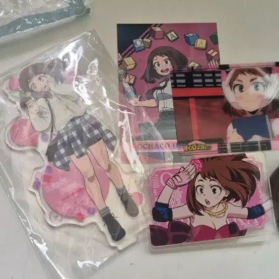 [BUNJANG] My Hero Academia Ochaco Uraraka Acrylic Stand &amp; Gacha Bundle / 우라라카 오챠코 아크릴 + 가챠 일괄
