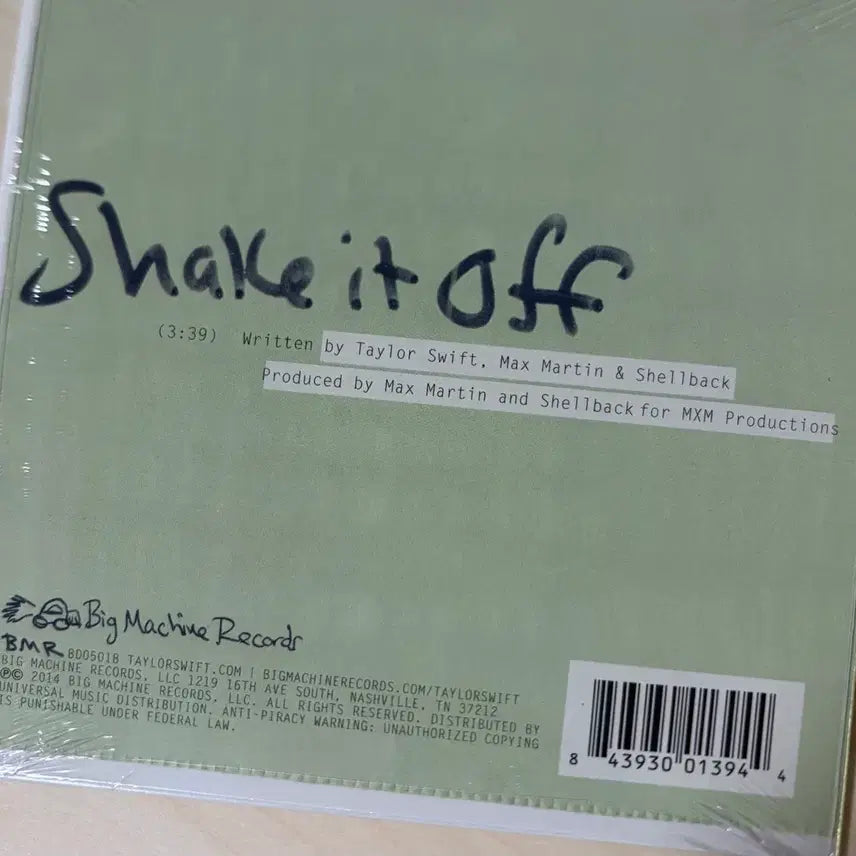 [BUNJANG] Taylor Swift Shake It Off Sleeve Single CD / 테일러 스위프트 Shake It Off 슬리브 싱글 CD