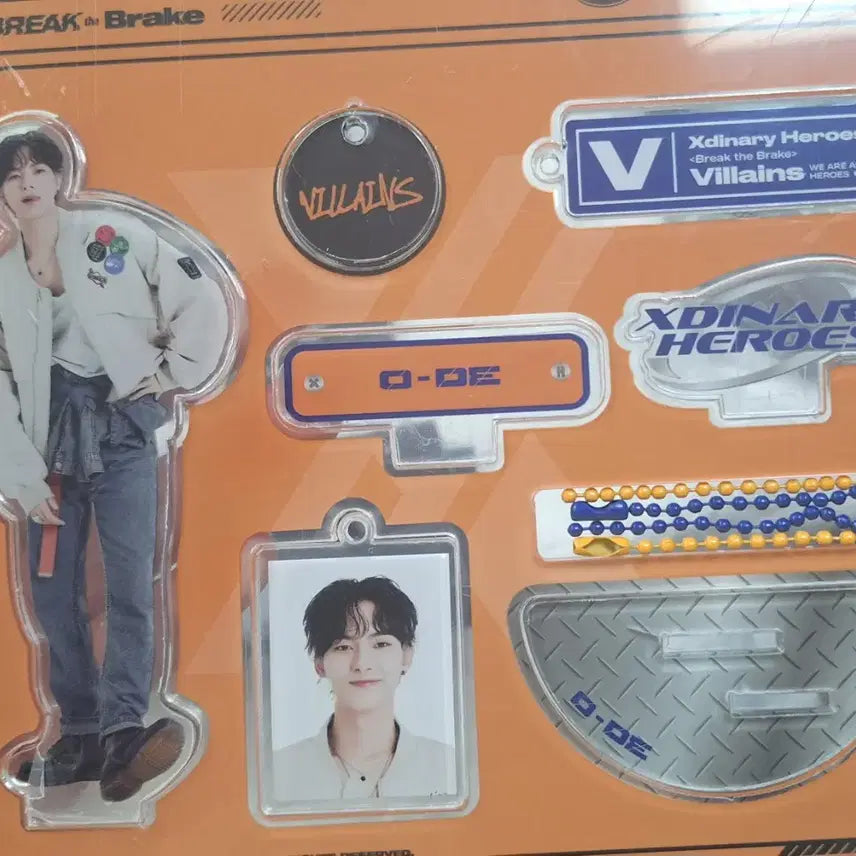 [BUNJANG] Xdinary Heroes Gunil, Ode Acrylic Goods Bundle Set / 일괄) xdinaryheroes 엑디즈 건일, 오드 아크릴 굿즈 판매