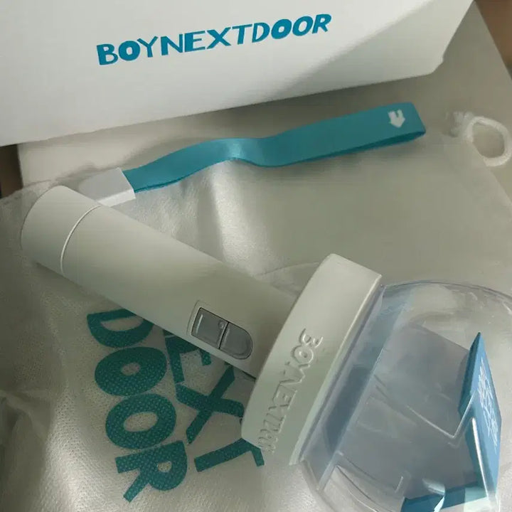 [BUNJANG] BOYNEXTDOOR Wondersick Official Lightstick / 보넥도 원더스틱 BOYNEXTDOOR 응원봉