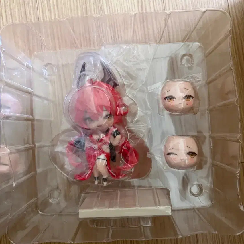 [BUNJANG] Nikke Figures &amp; Goods Bundle Set / 니케 피규어 및 굿즈일괄처분