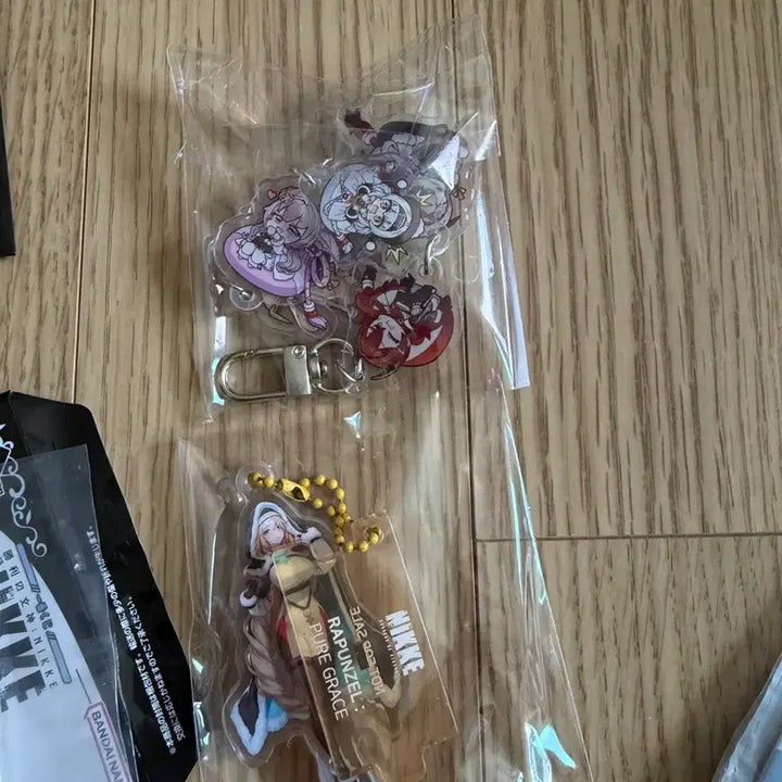 [BUNJANG] Nikke Figures &amp; Goods Bundle Set / 니케 굿즈일괄처분 (아크릴 무드등 2종 추가)