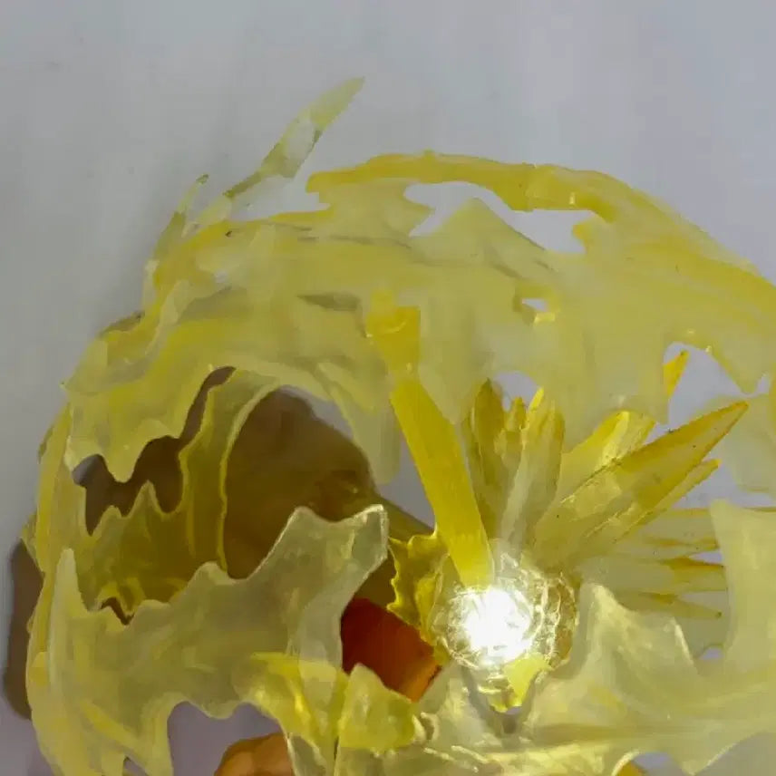 [BUNJANG] Dragon Ball Son Goku Super Saiyan Illumination Gacha Figure / 드래곤볼 손오공 피규어 일루미네이션 가챠 피규어 초사이언 라이트