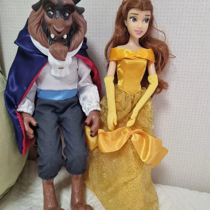 [BUNJANG] Disney Beauty and the Beast Belle and Beast Classic Doll Set / 디즈니 미녀와 야수 벨, 야수 클래식돌 인형 세트