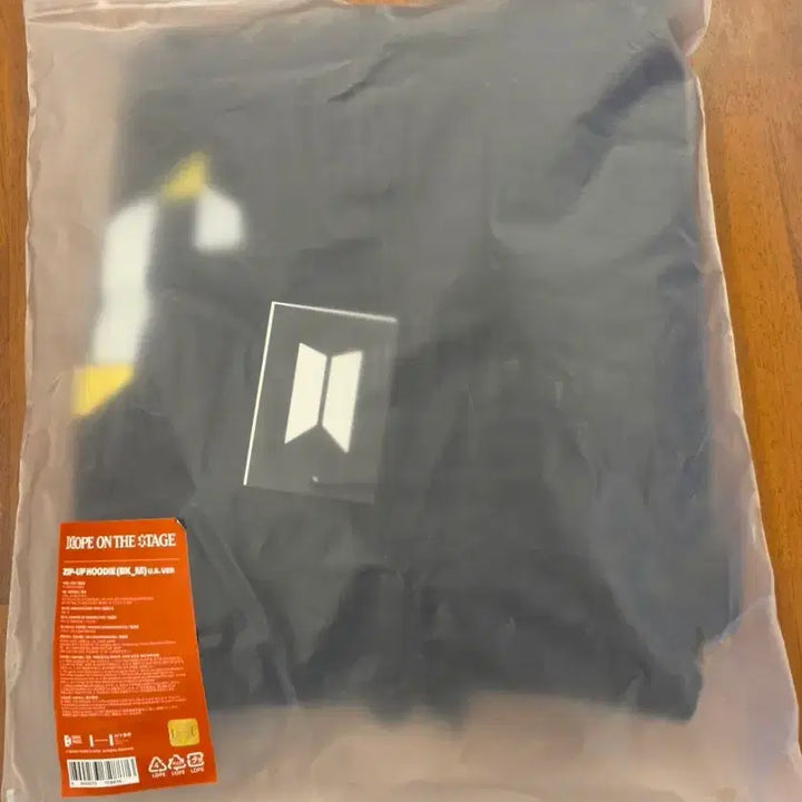 [BUNJANG] BTS "HOPE ON THE STAGE U.S. TOUR" Hoodie (M Size) / HOTE ON THE STAGE U.S 현장굿즈 후디 새상품