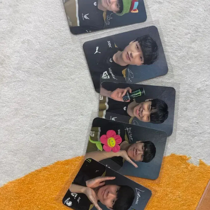 [BUNJANG] Gen.G Esports League of Legends Player Photocard Bundle Set (Peanut, Chovy, Ruler, Lehends, Youngjae) / 젠지 포카 포토카드 피넛 쵸비 룰러 리헨즈 영재 일괄 리그오브레전드