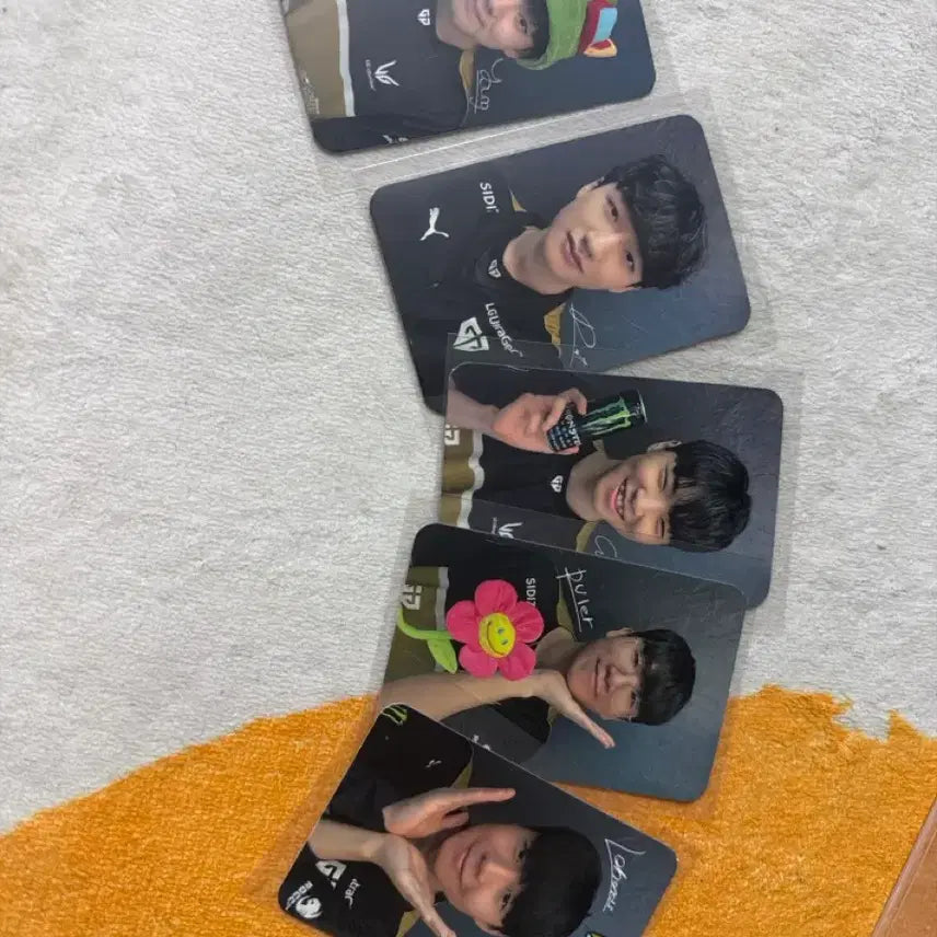 [BUNJANG] Gen.G Esports League of Legends Player Photocard Bundle Set (Peanut, Chovy, Ruler, Lehends, Youngjae) / 젠지 포카 포토카드 피넛 쵸비 룰러 리헨즈 영재 일괄 리그오브레전드