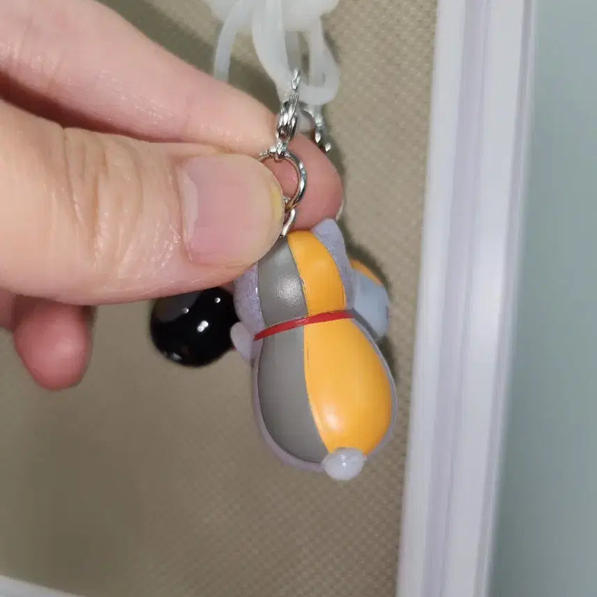 [BUNJANG] Nekomonogatari Nyanko-sensei Gacha Figure Keychain / 냥코센세 가챠 (명패 들고 있는 거)