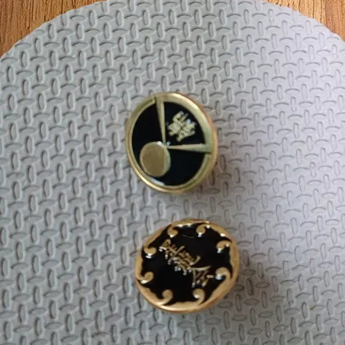 [BUNJANG] Yakuza (Ryu Ga Gotoku) Fan Art Enamel Pin Set / 용과 같이 동인굿즈뱃지