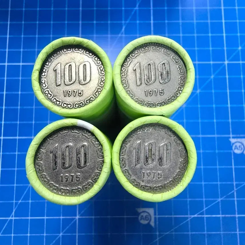 [BUNJANG] 1975 100 KRW Coin Roll Set (200 Coins) / 100원 동전 1975년 4롤 200개