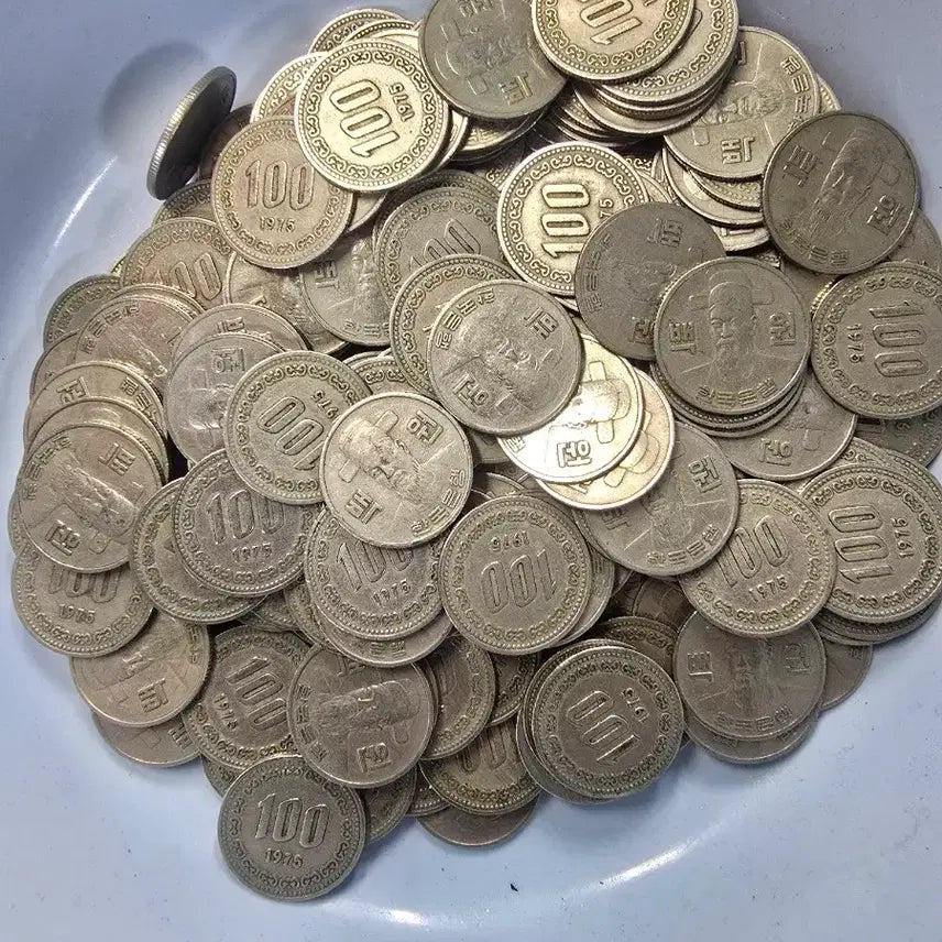 [BUNJANG] 1975 100 KRW Coin Roll Set (200 Coins) / 100원 동전 1975년 4롤 200개