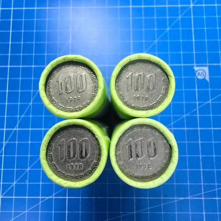 [BUNJANG] 1978 100 Won Coin Rolls (4 Rolls, 200 Coins Total) / 100원 동전 1978년 4롤 200개