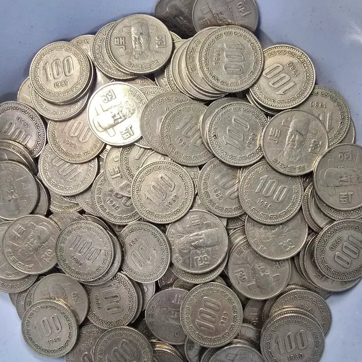 [BUNJANG] 1980 100 Won Coin Rolls (4 Rolls, 200 Coins) / 1980년 100원 동전 4롤 200개