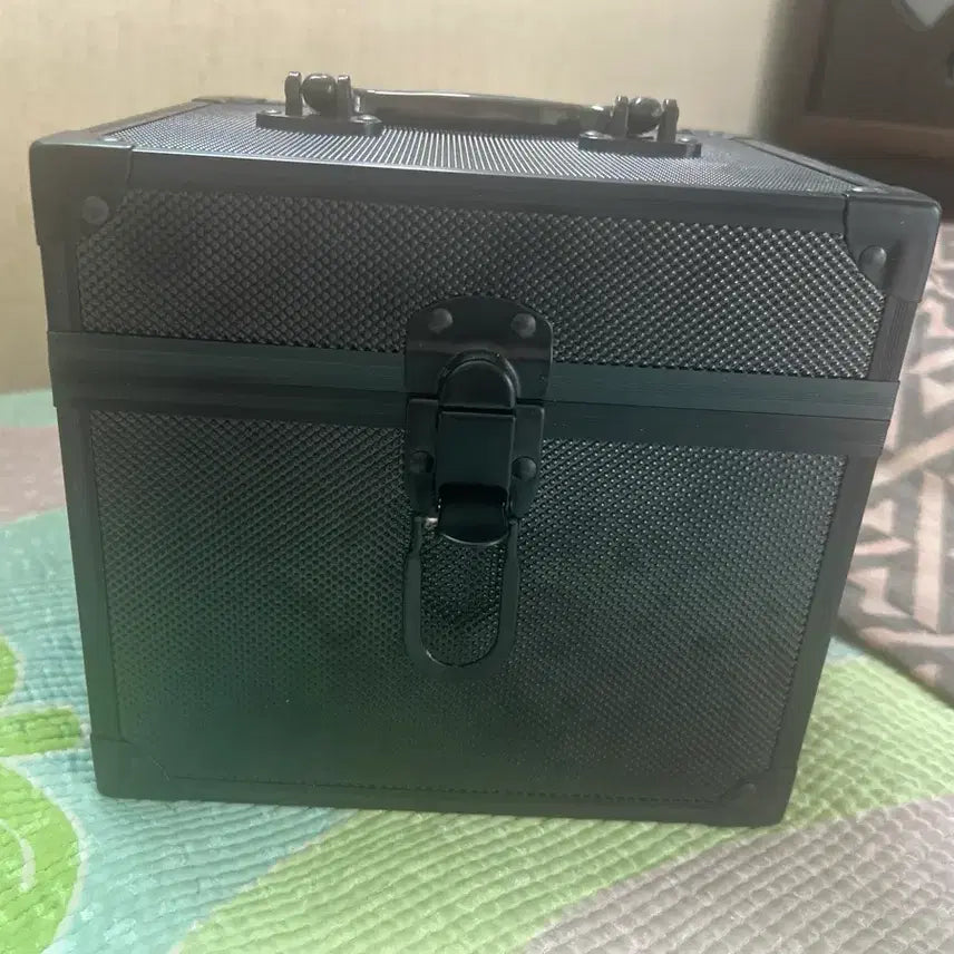 [BUNJANG] 2-Tier Card Display Case &amp; Graded Card Collection Bundle / 카드 수집품 보관함 2단 구성 및 등급 카드 오늘만 이가격