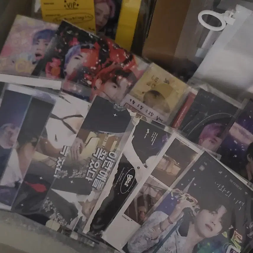 [BUNJANG] BTS Unofficial Photocards, Keyrings, Buttons, Mirrors, Memo Pads, Postcards, Tickets, Stickers, Cup Holders &amp; More Bundle / !방탄소년단 비공굿 대량판매!