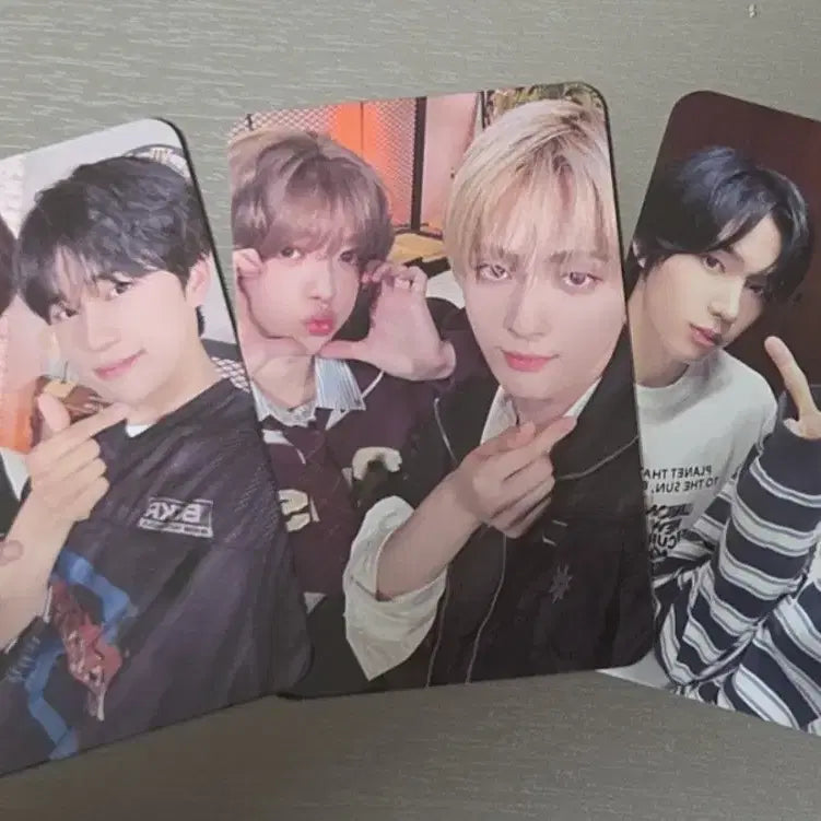 [BUNJANG] LUN8 OFF-ZONE Fan Concert Unit Photocard Bundle Set / (일괄양도) 루네이트 LUN8 2026 팬콘 OFF-ZONE 러베이트존 유닛 포카 양도합니다