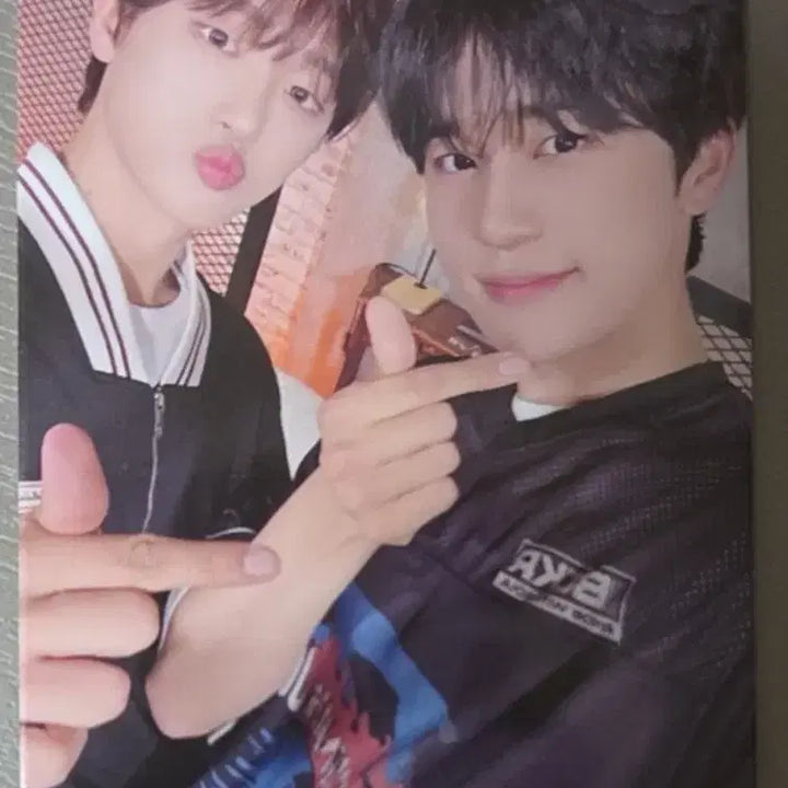 [BUNJANG] LUN8 OFF-ZONE Fan Concert Unit Photocard Bundle Set / (일괄양도) 루네이트 LUN8 2026 팬콘 OFF-ZONE 러베이트존 유닛 포카 양도합니다