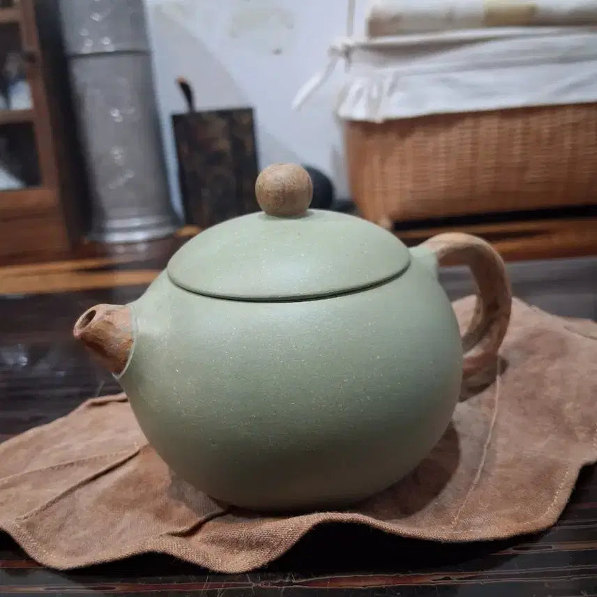 [BUNJANG] Zisha Yixing Clay Teapot - "West Shi" style, 180ml, 7-hole infuser / 자사호 녹니 서시호 180ml