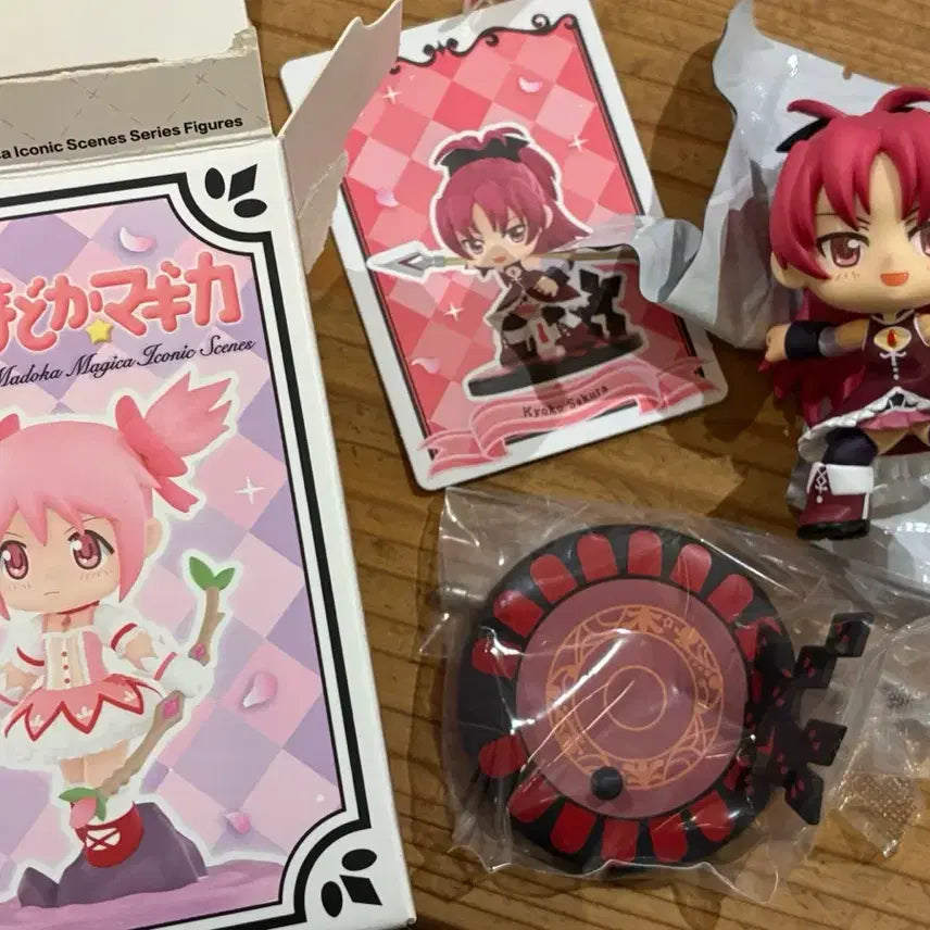 [BUNJANG] Pop Mart Puella Magi Madoka Magica Iconic Figure Kyoko / 팝마트 마법소녀 마도카 마기카 아이코닉 피규어 쿄코