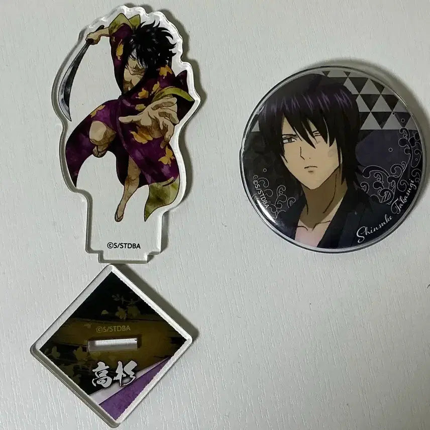 [BUNJANG] Gintama Shinsuke Takasugi Bundle Acrylic Stand &amp; Can Badge Set / (일괄)은혼 타카스기 신스케 미니 아크릴 스탠드 캔뱃지