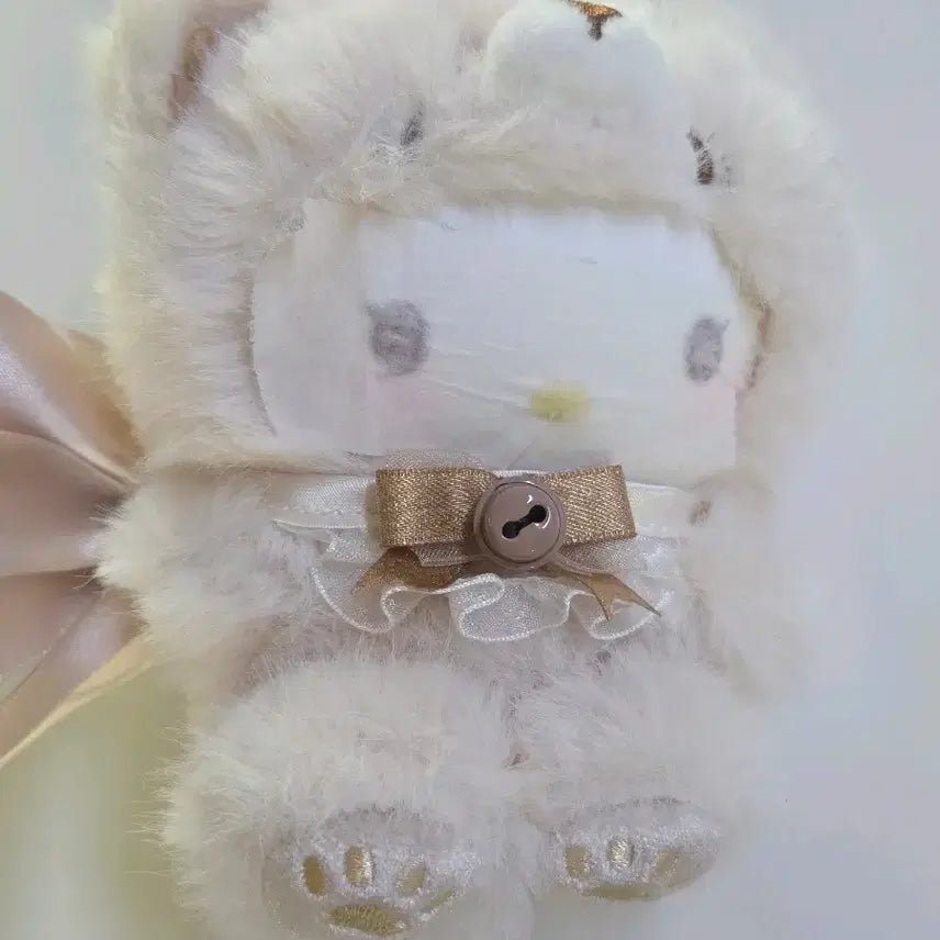 [BUNJANG] Sanrio Hello Kitty Fox Island Mascot Keyring (New) / 반택포 미니소 산리오 폭스 아일랜드 마스코트 헬로키티 키링 키티 인형